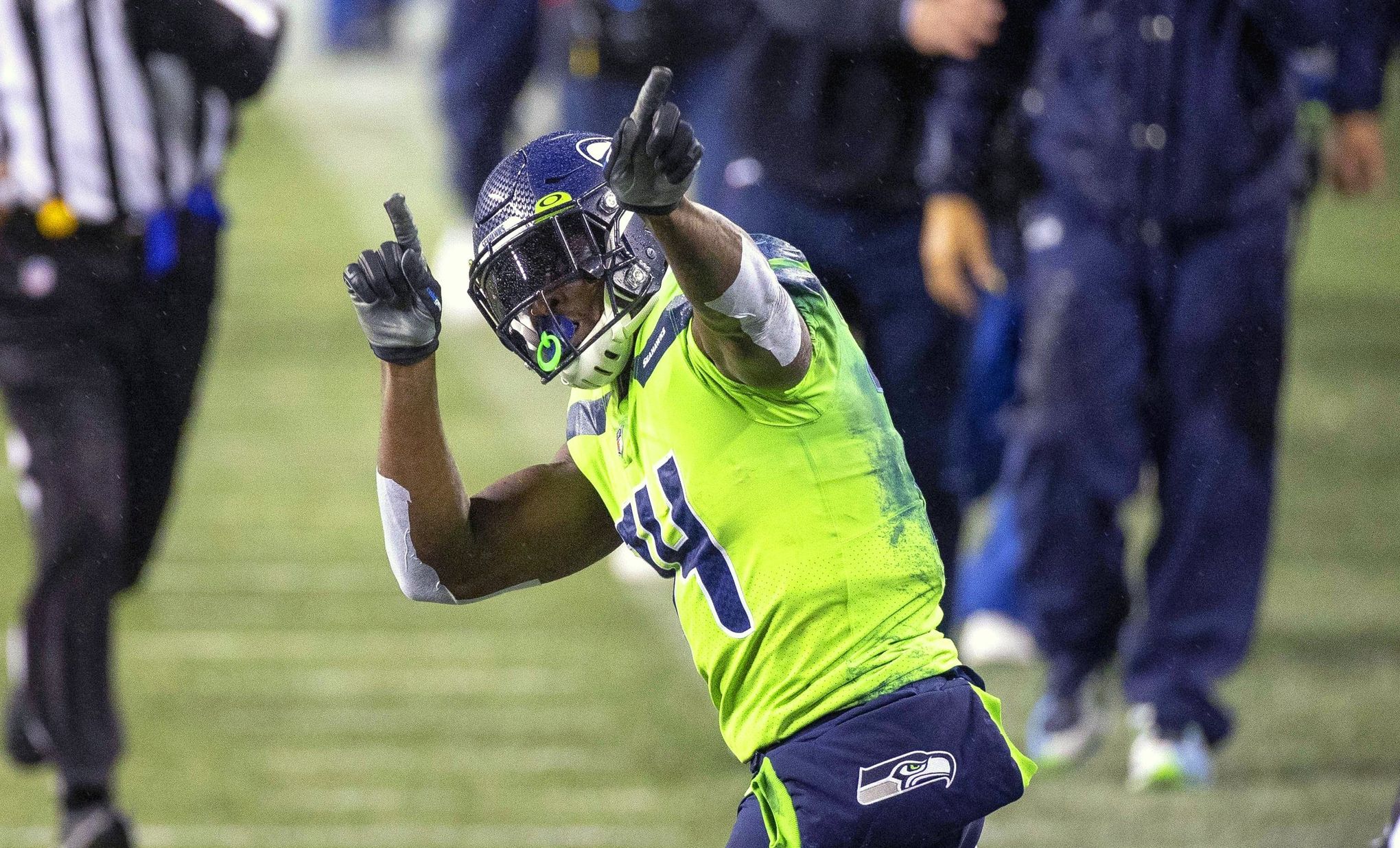 Why y'all wait this long?': The Seahawks know they were fortunate to draft DK  Metcalf, and the feeling is mutual