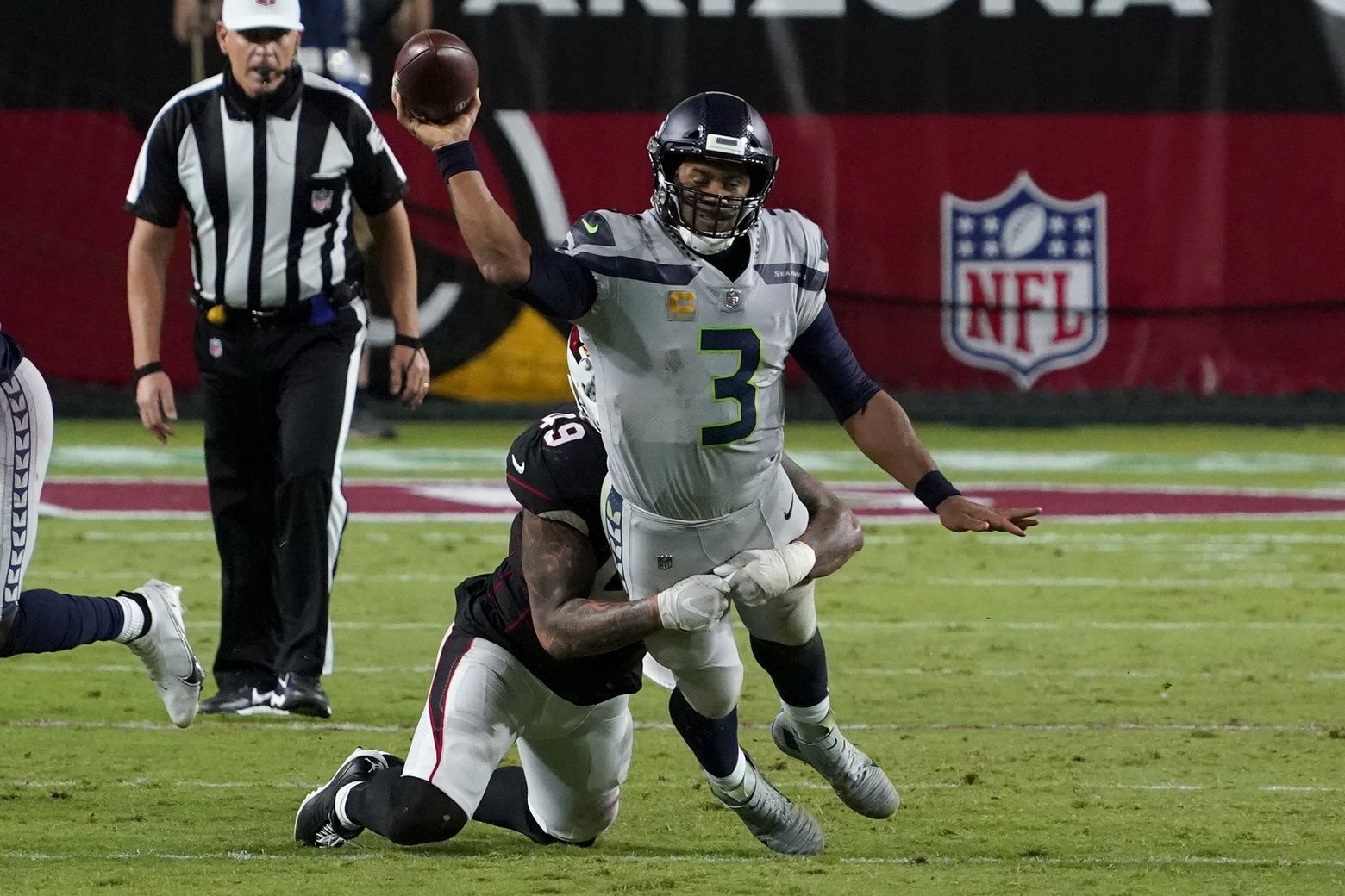 Kyler Murray rallies Cardinals for wild OT win over Russell Wilson