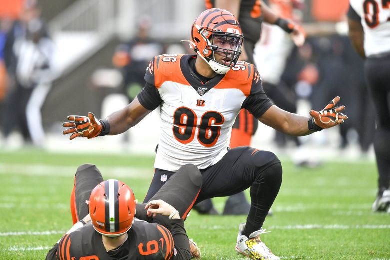 An Open Letter to Seattle Seahawks Defensive End Carlos Dunlap - Sports  Illustrated Cincinnati Bengals News, Analysis and More