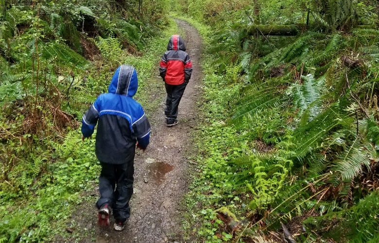 Hiking kids (courtesy Linnea Westerlind)