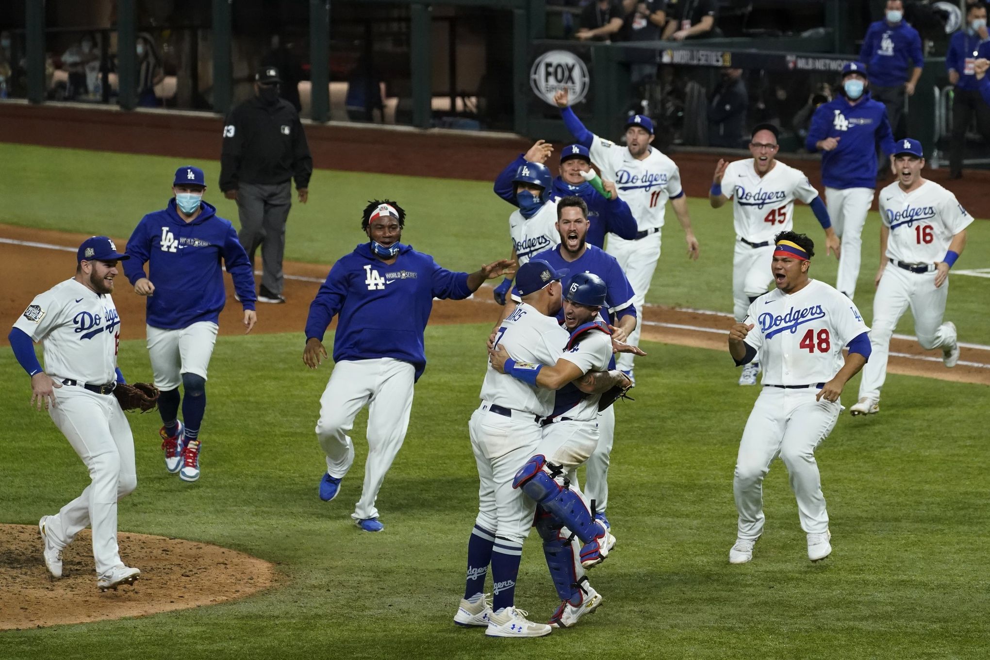 Dodgers win 2020 World Series! (Final out of World Series Game 6!) 