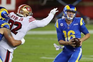 Jimmy Garoppolo throws 3 TD passes, 49ers beat Rams 24-16 Los Angeles Rams  lead Jimmy Garoppolo Los Angeles 49ers