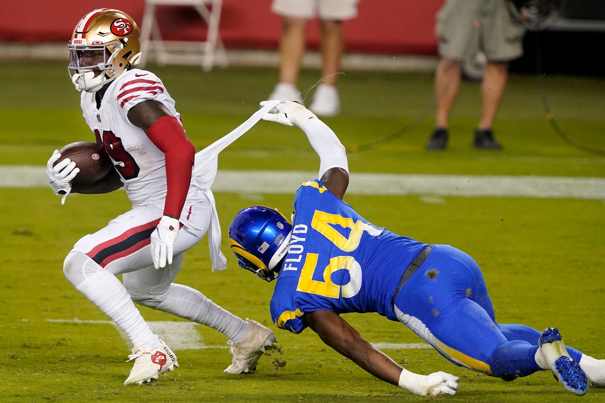 Rams, outside linebacker Leonard Floyd agree to terms on four-year deal