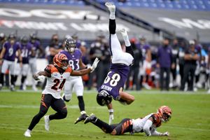 Ravens get defensive, stuff Burrow in 27-3 rout of Bengals