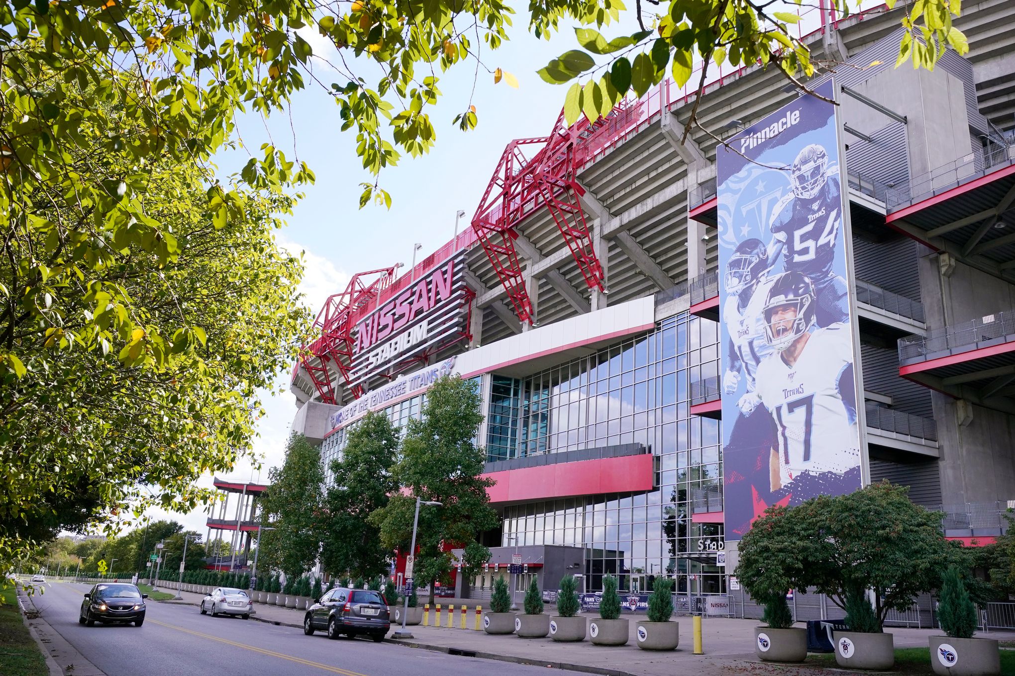 N.F.L. Punishes Titans for Their Handling of Coronavirus Outbreak - The New  York Times