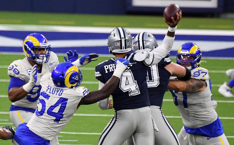 Linebacker (54) Leonard Floyd of the Los Angeles Rams against the