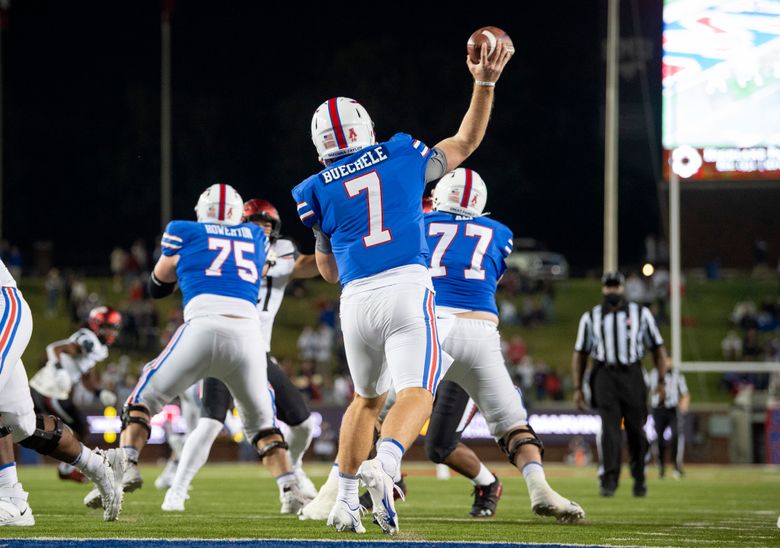 Ridder runs, passes No. 19 Cincinnati past No. 16 SMU, 42-13