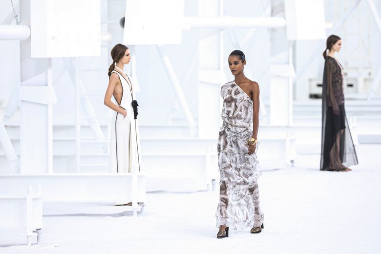 Chanel celebrates cinema industry to cap Paris Fashion Week