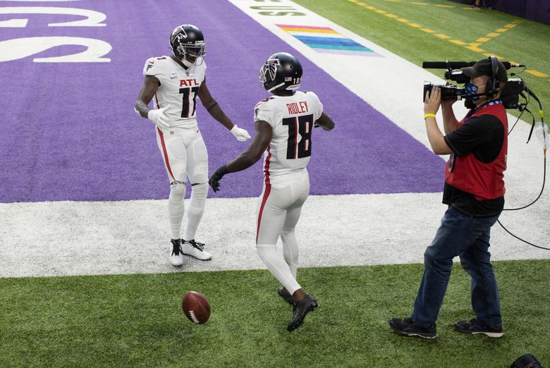 Falcons respond to Quinn firing with 40-23 win vs. Vikings