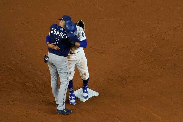 Rays, Dodgers grateful to have fans at neutral-site Series