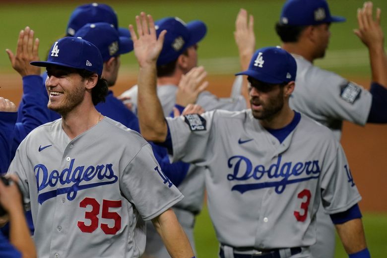 Los Angeles Dodgers center fielder Cody Bellinger (35