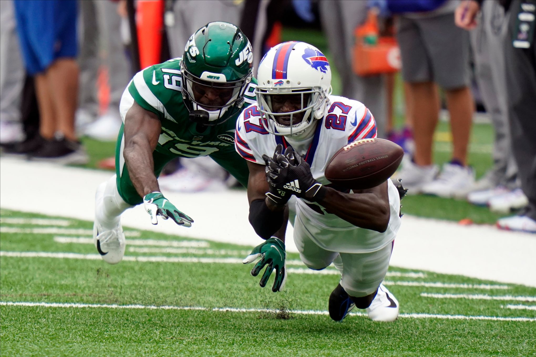 Bills Designate S Micah Hyde, WR Jamison Crowder For Return