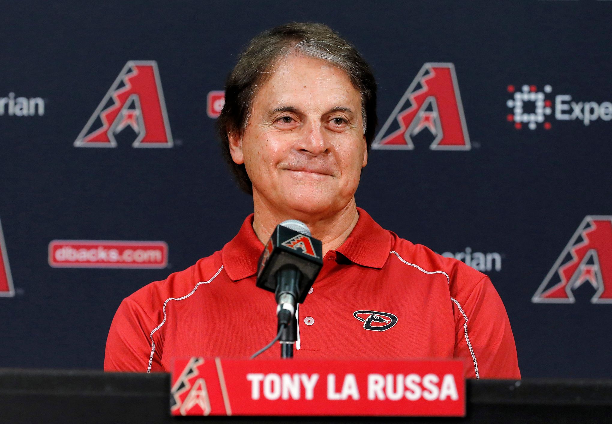 White Sox reunite with Tony La Russa, hire Hall of Fame manager