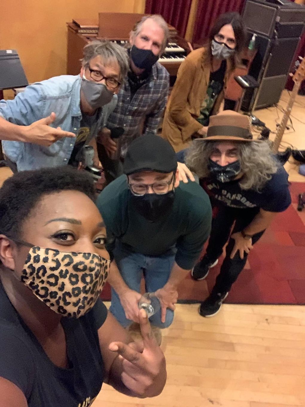 BEARAXE frontwoman Shaina Shepherd records with the SMASH house band for the nonprofit’s virtual fundraiser, airing Nov. 22. (Courtesy of SMASH)