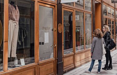 FILE — Shopping in Paris on May 11, 2020. Spurred by small retailers’ anger over Amazon’s grip on sales, especially during lockdown, France has delayed the start of holiday discounts. (Andrea Mantovani/The New York Times) XNYT52
