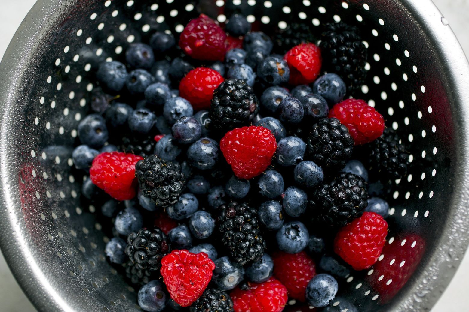 Dry fasting means abstaining from water. Health experts aren't convinced by  the fad diet | The Seattle Times