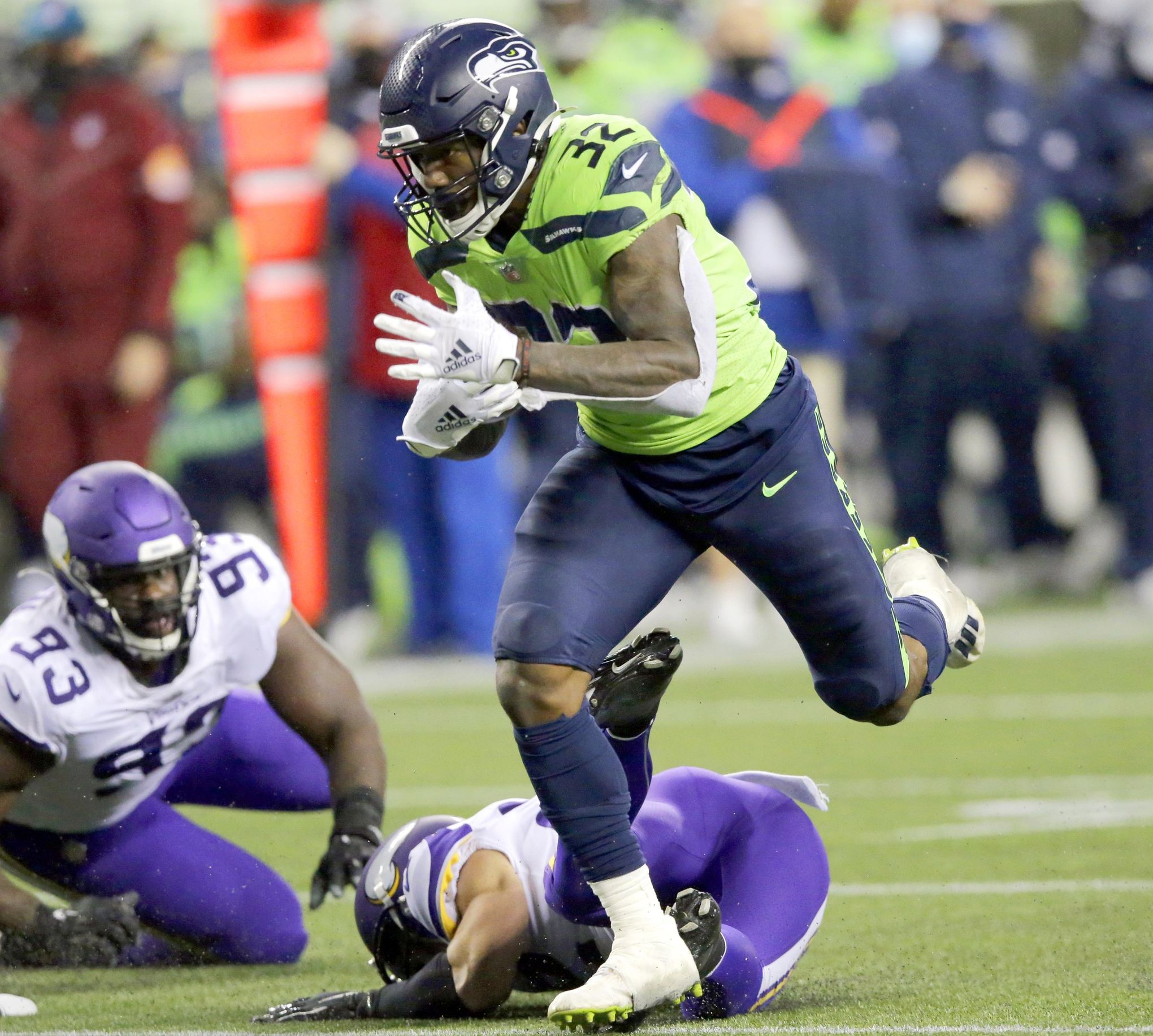 Seattle Seahawks' Chris Carson practices, likely a go for Monday's game  against the Philadelphia Eagles 