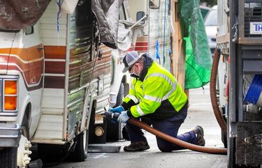 Seattle City Council approves RV permit program, stricter parking rules