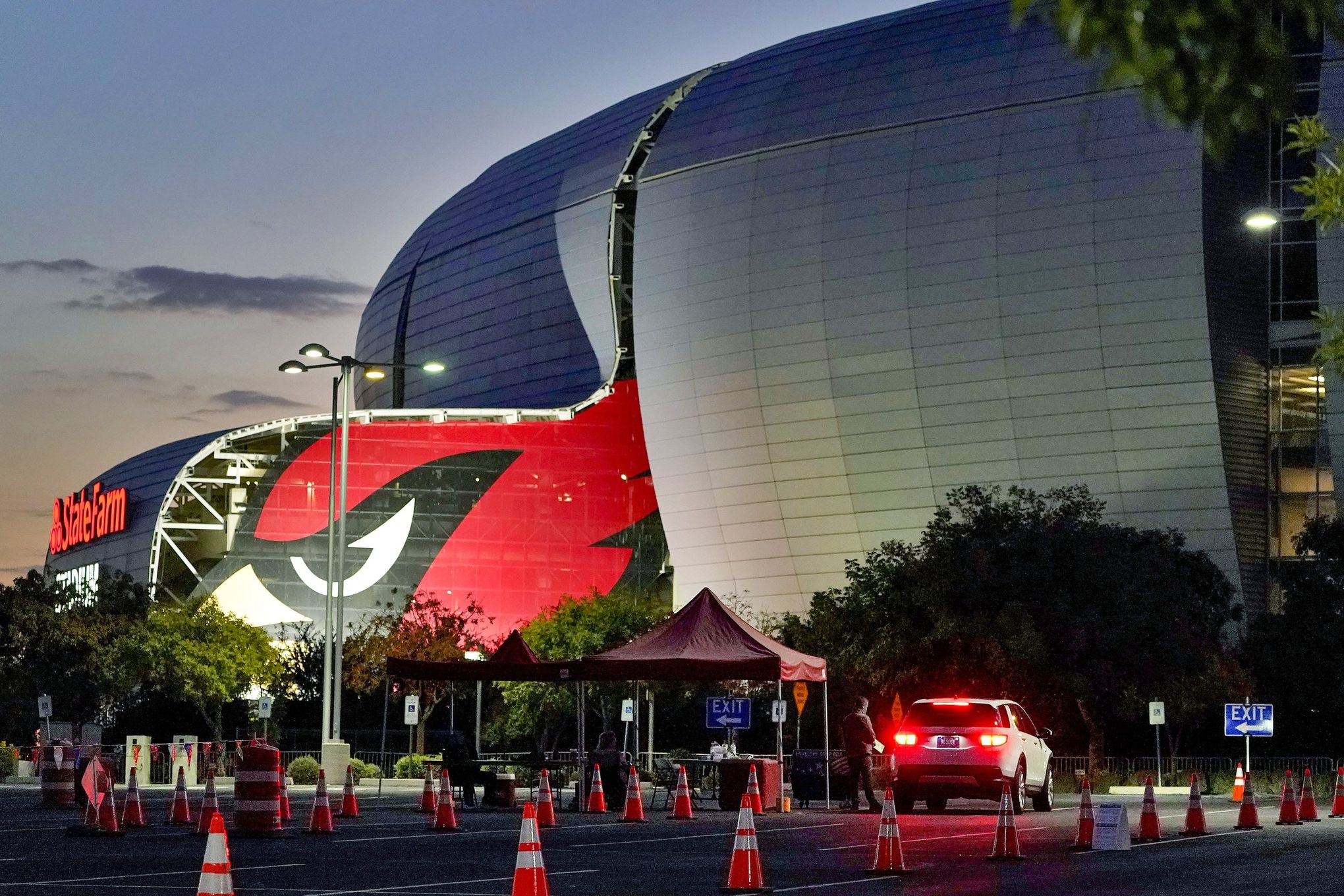 49ers cannot play at Levi's Stadium under Santa Clara County's coronavirus  restrictions