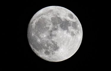 今晚西雅图将会有满月，这是观赏的最佳时间