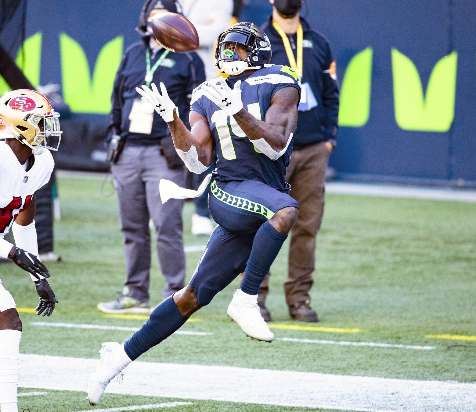 What to watch for when Seahawks take on Rams in Week 13 — plus Bob  Condotta's prediction