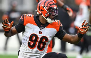 Bengals' Carlos Dunlap to be traded to Seahawks after being told to sit out  team practice: report