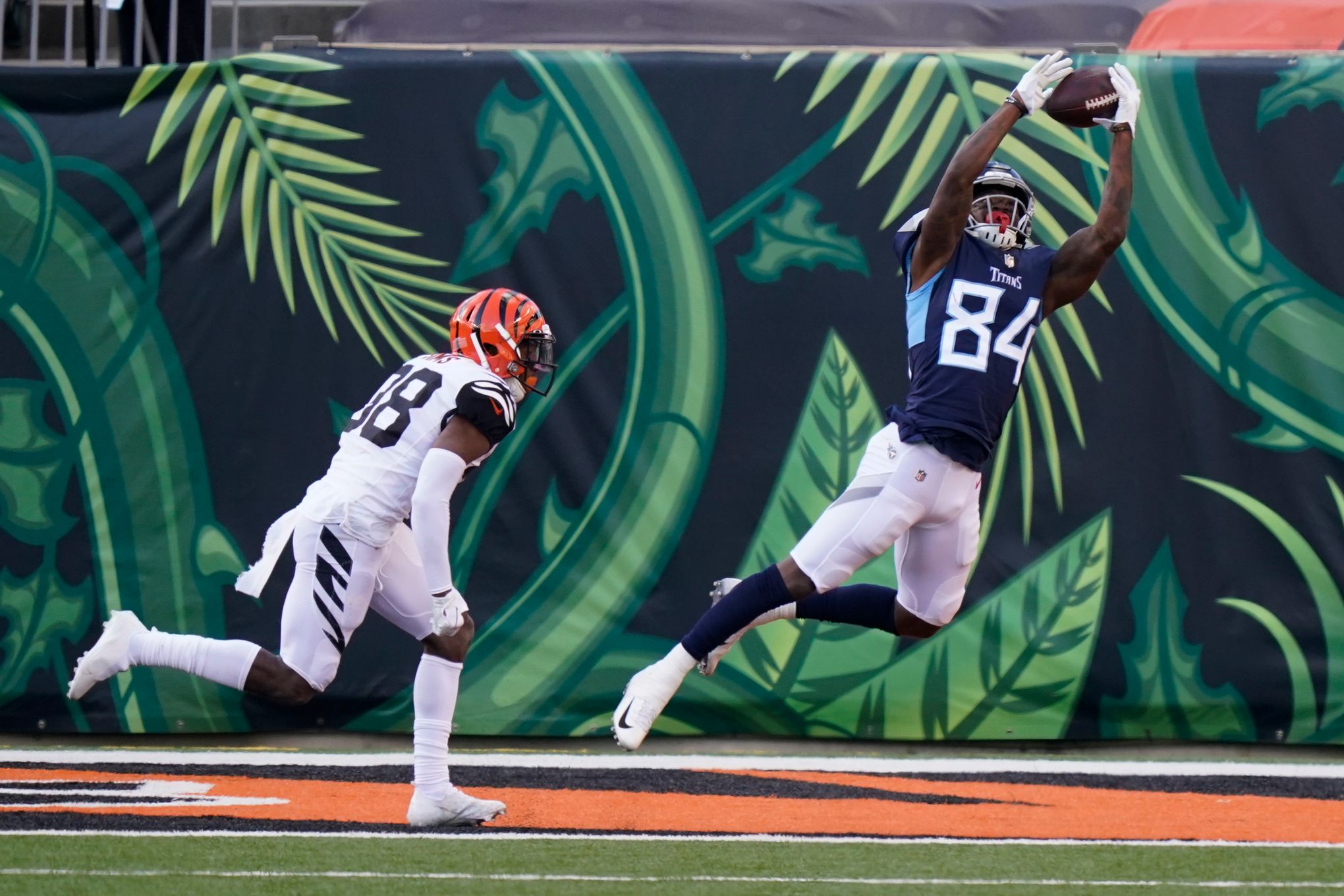 Tennessee Titans Home Game Jersey - Adoree Jackson