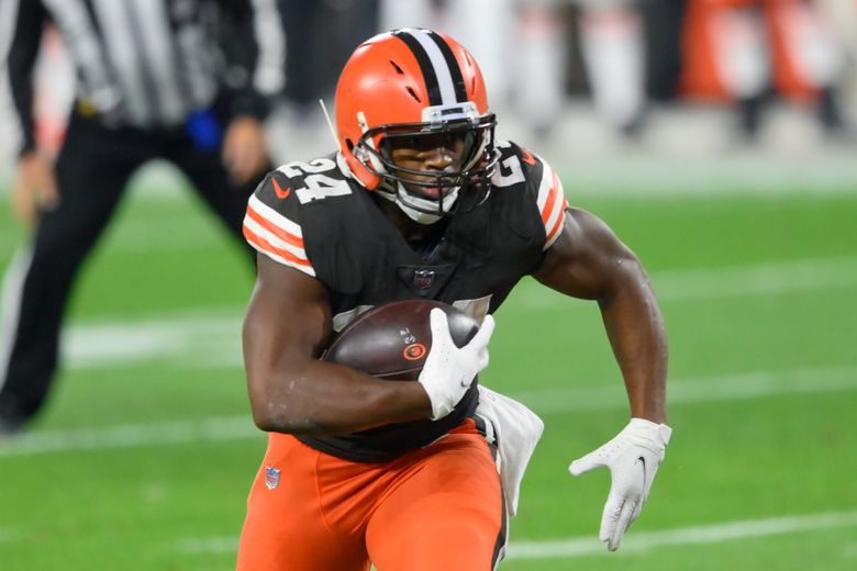 Browns RB Nick Chubb out 'several weeks' with knee injury