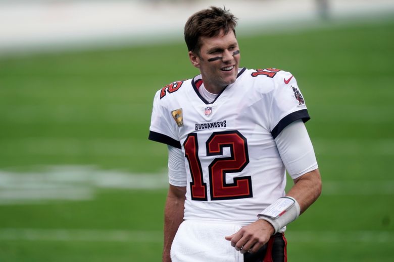 Buccaneers release first photos of Tom Brady in team uniform