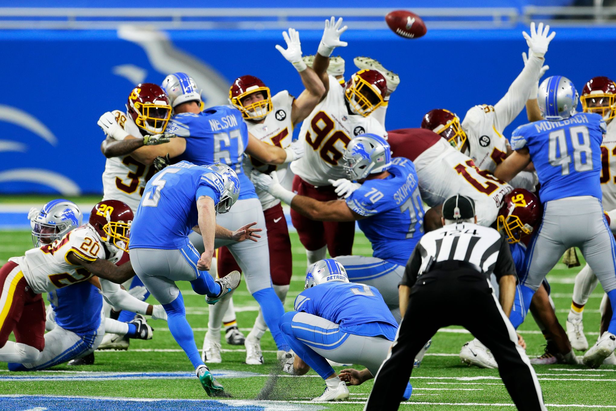 The Latest: Lions kicker Prater ties NFL record