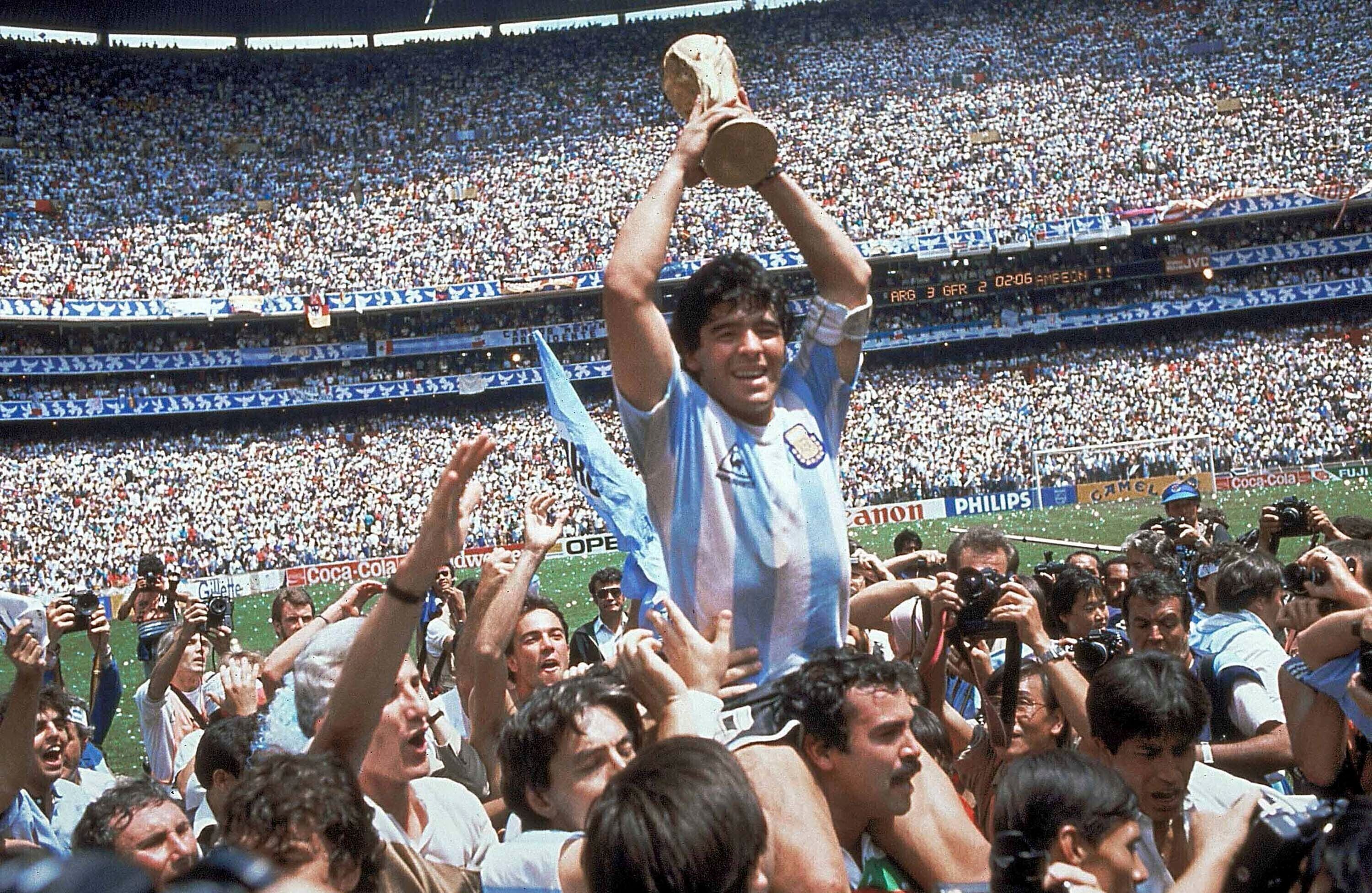 maradona Minix Maradona 12 CM - Century Goal Limited Edition