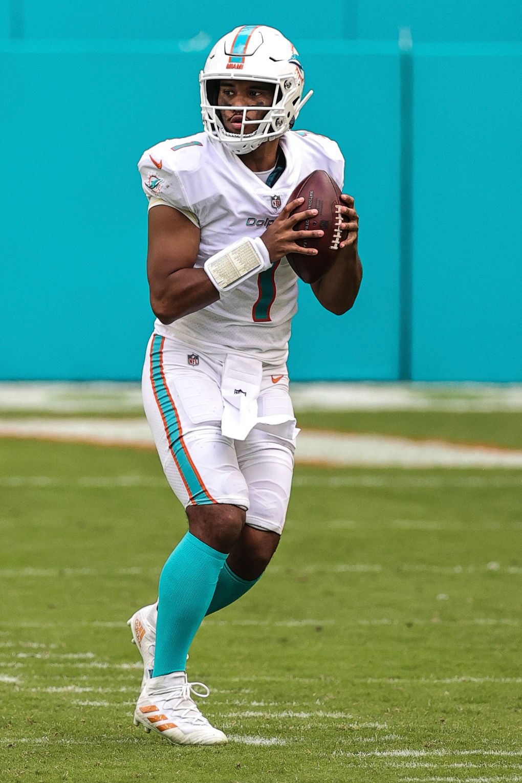 Big O - Miami Dolphins QB Tua Tagovailoa is the Mentally Toughest Player in  the NFL 09 11 2023 