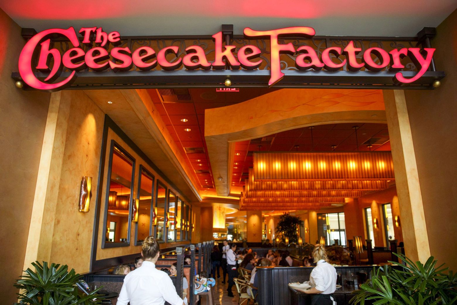 Cheesecake Factory settles with SEC over 'false' filings | The Seattle Times