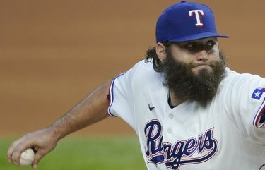 Report: Rangers trade right-handed ace Lance Lynn to White Sox