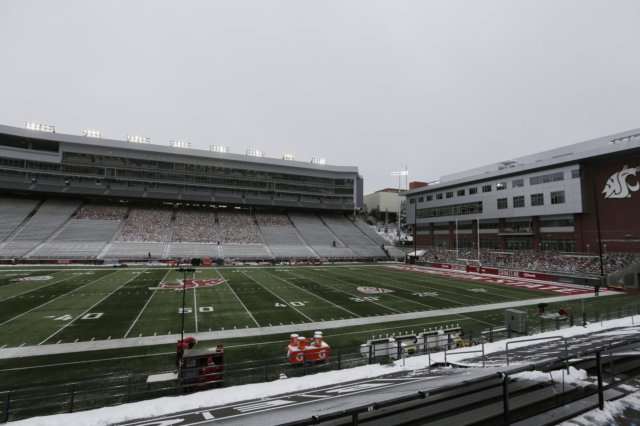 This Is How Much It Costs to Land One of College Football's Top Recruiting  Classes - Stadium