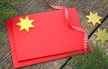 Avoid catching COVID-19 from a surface, including your holiday cards, with frequent hand-washing. (Dreamstime/TNS) 3286963W 3286963W