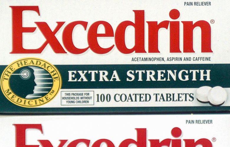 More than 433,000 bottles of Excedrin are being recalled because of holes in the bottom of some bottles that can pose a poisoning risk to children. gt04 (Gary Tramontina / Bloomberg News, file)