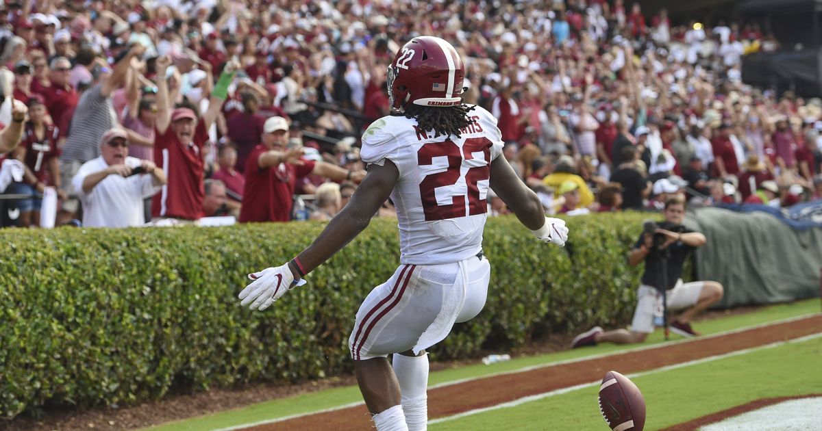 Najee Harris Channels Megan Rapinoe to Celebrate Spectacular Touchdown