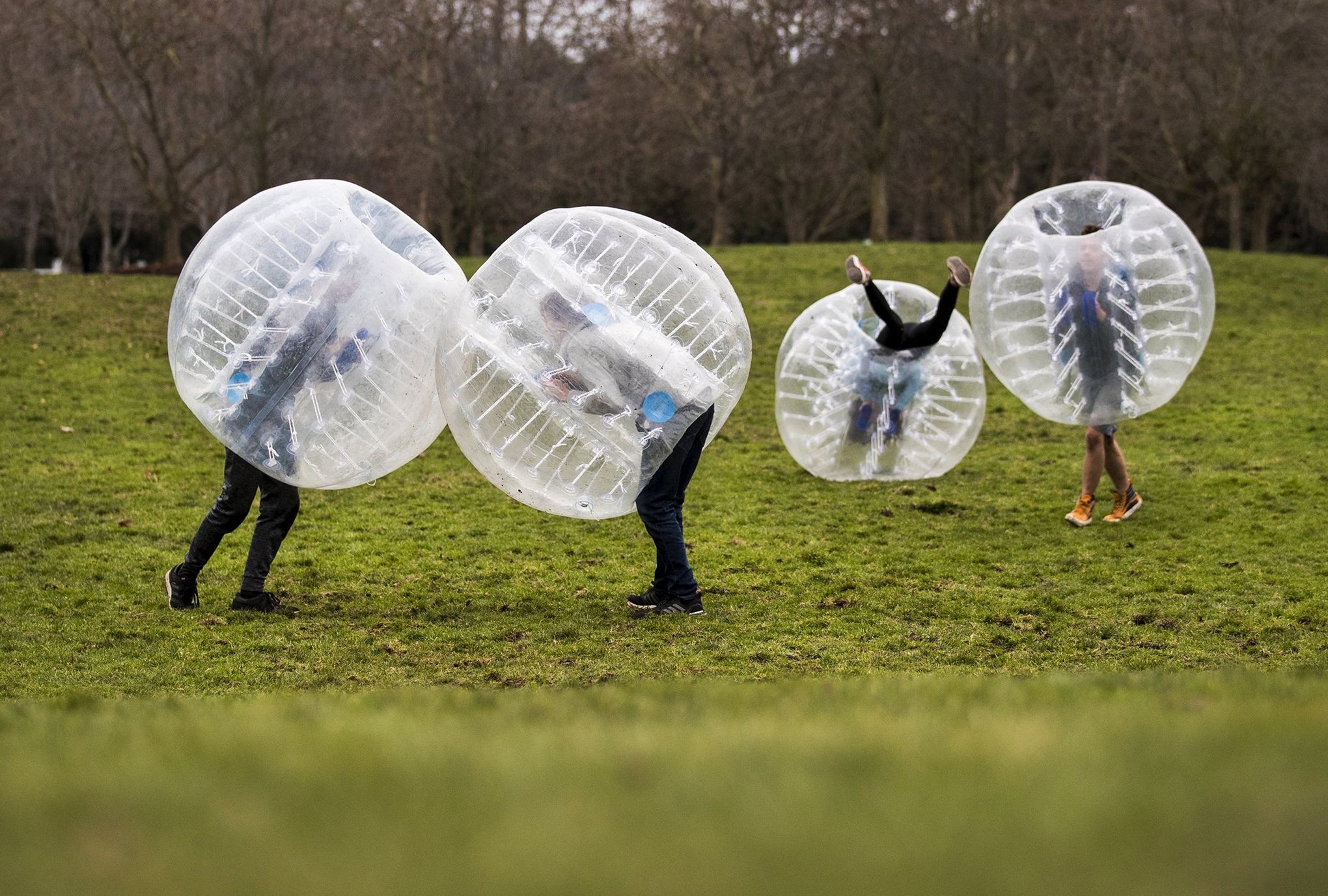 Battling Gas Bubbles