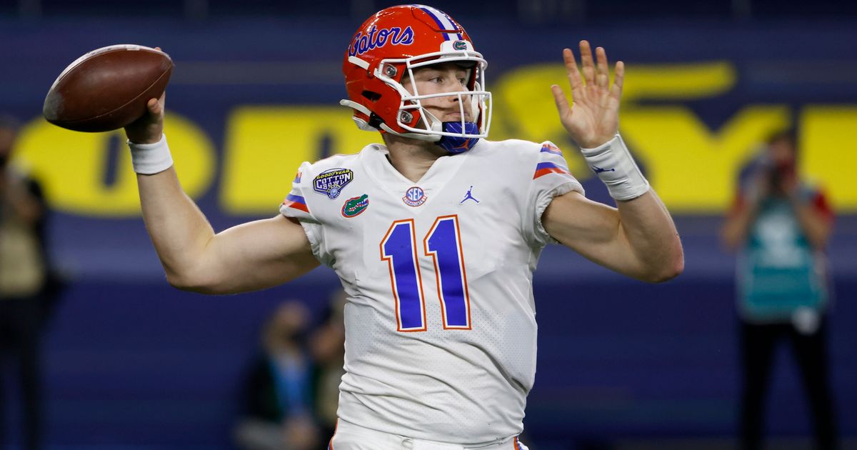 Florida QB Trask officially turns pro after record season The Seattle Times