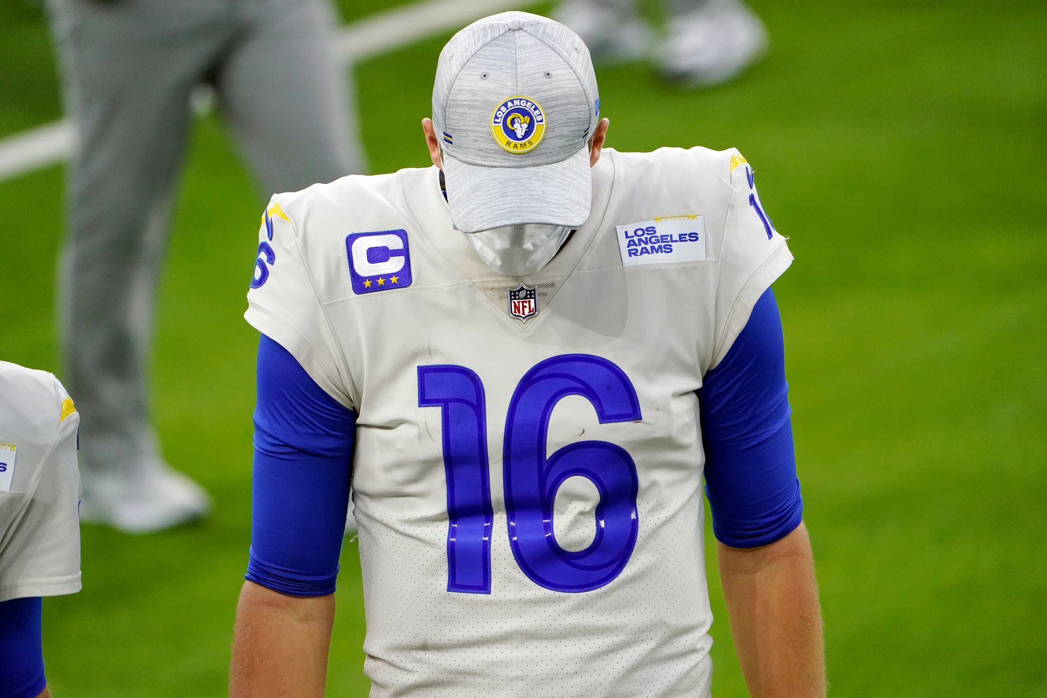 Los Angeles Rams place kicker Matt Gay (8) warms up before an NFL