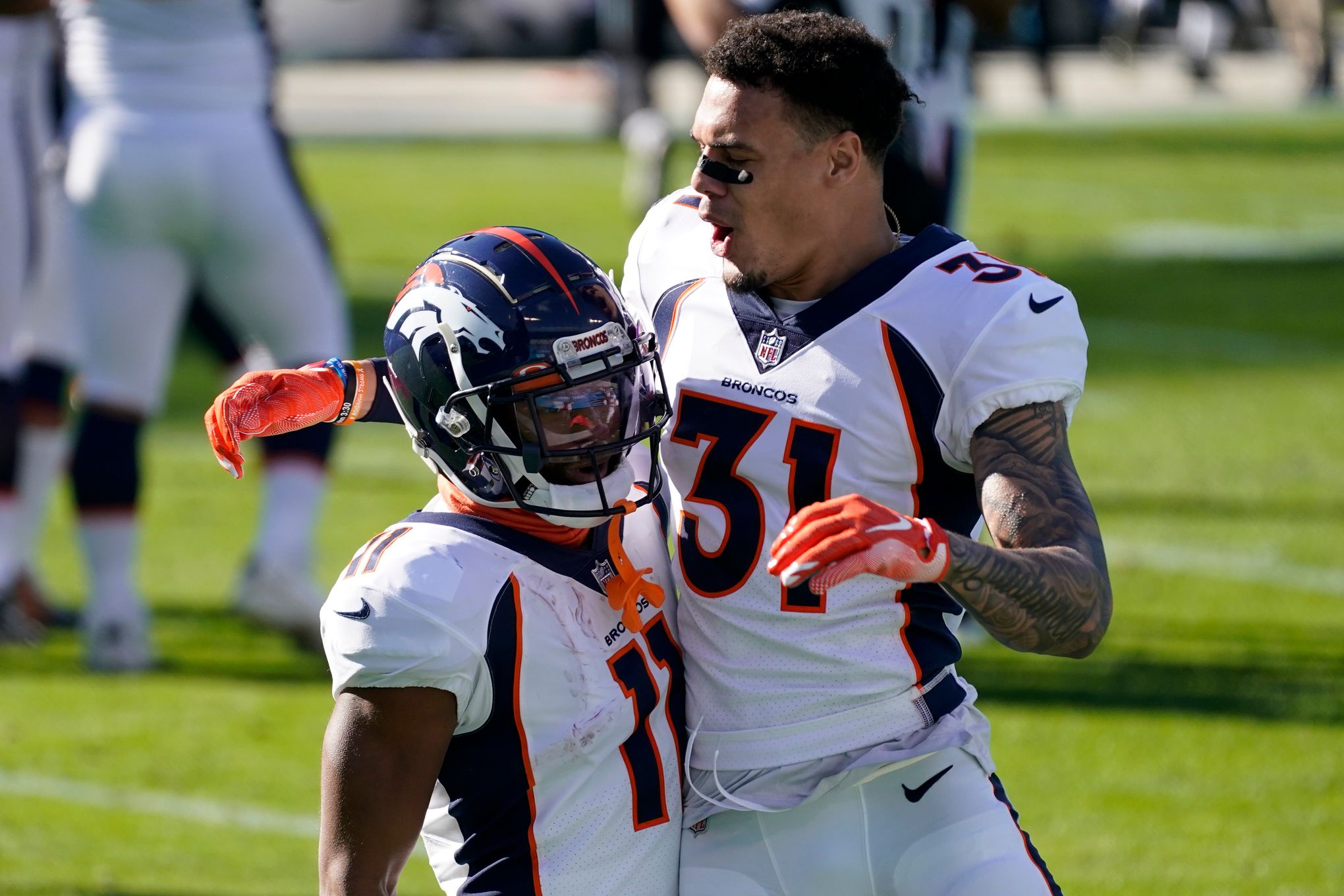 Denver Broncos - New threads for Graham Glasgow. 