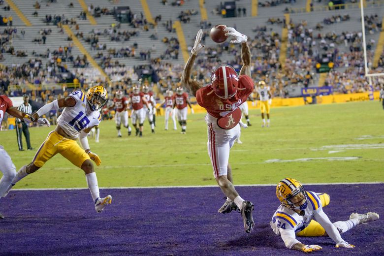 Heisman Trophy winner DeVonta Smith scores his first NFL touchdown