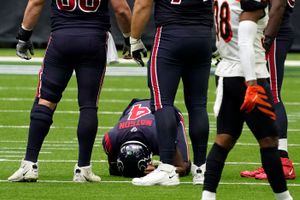 Bengals beat Texans 37-31 for first road win since 2018