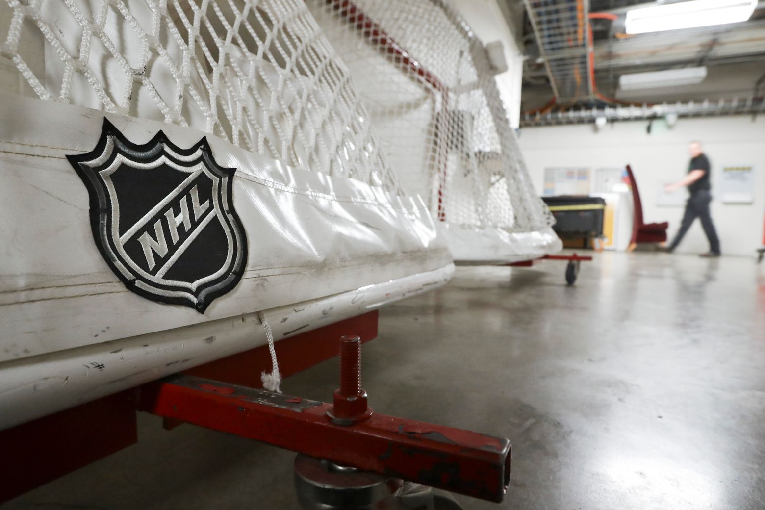 Reports: NHL, NHLPA discuss 56-game regular season with mid-January start  date