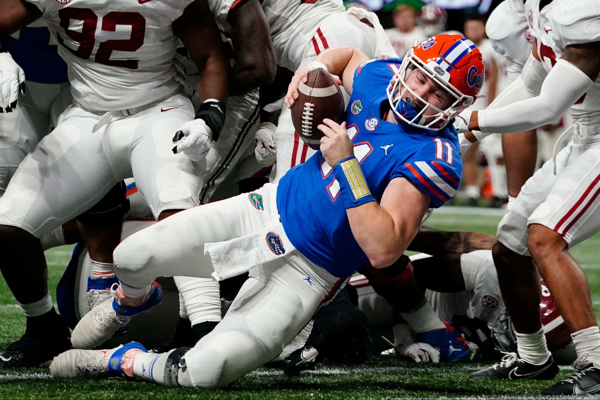 Trask Rains Late TDs in Wet Road Comeback - Florida Gators