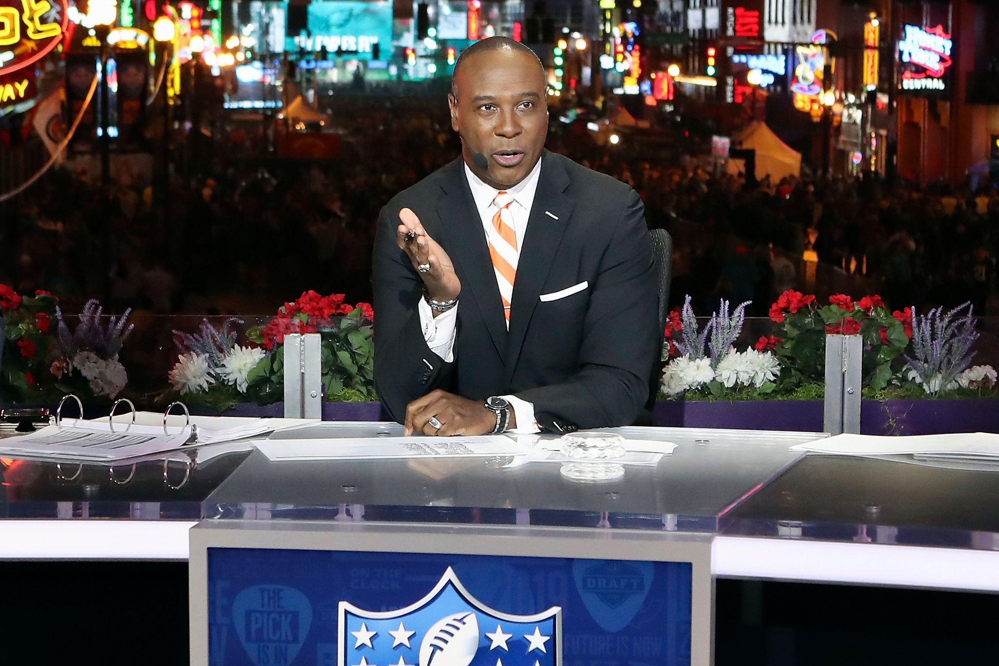 NFL Announcers Week 12: CBS, FOX, & NBC NFL Thanksgiving Assignments