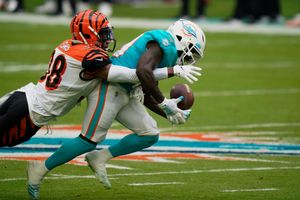 Tua throws for 296 yards as Dolphins beat Bengals 19-7