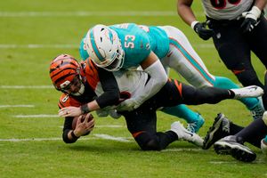 Tua throws for 296 yards as Dolphins beat Bengals 19-7