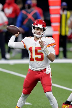 Kansas City Chiefs 32-29 New Orleans Saints: Patrick Mahomes beats Drew  Brees in back and forth battle, NFL News